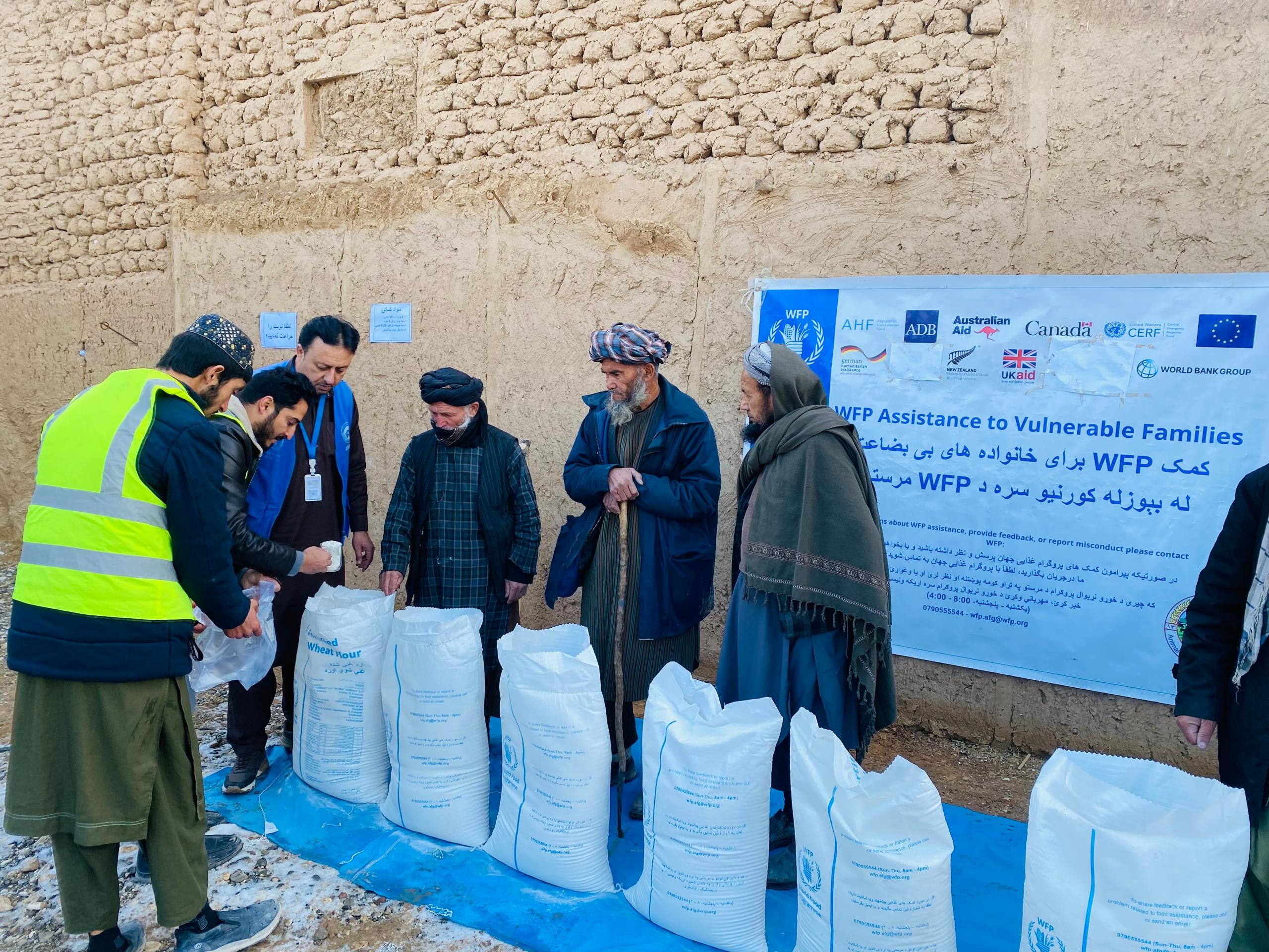 Photograph of wave rock formations in Canyonlands National Park, Arizona, taken by Vanessa Kay